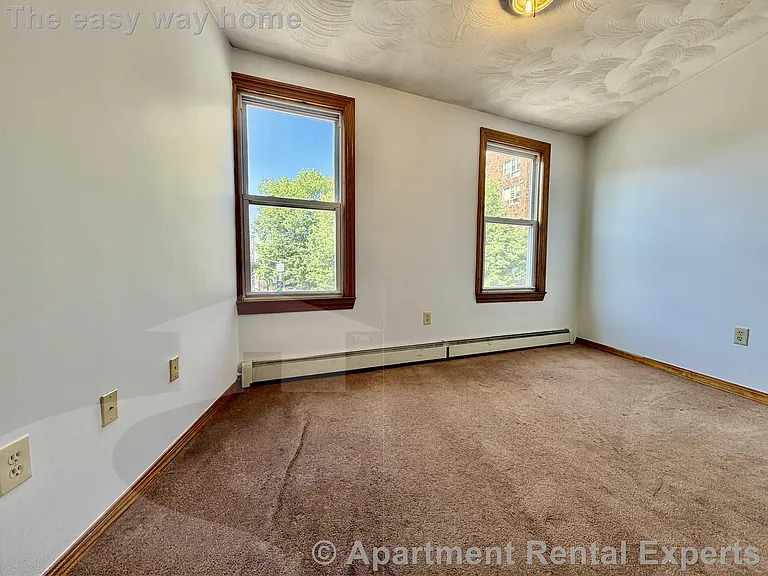 1236 Cambridge St #3R — Photo 16
