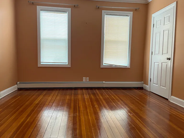 159 Maple St #2 — Photo 5