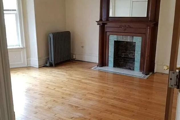 Building Photo - 828 N Milwaukee St #6