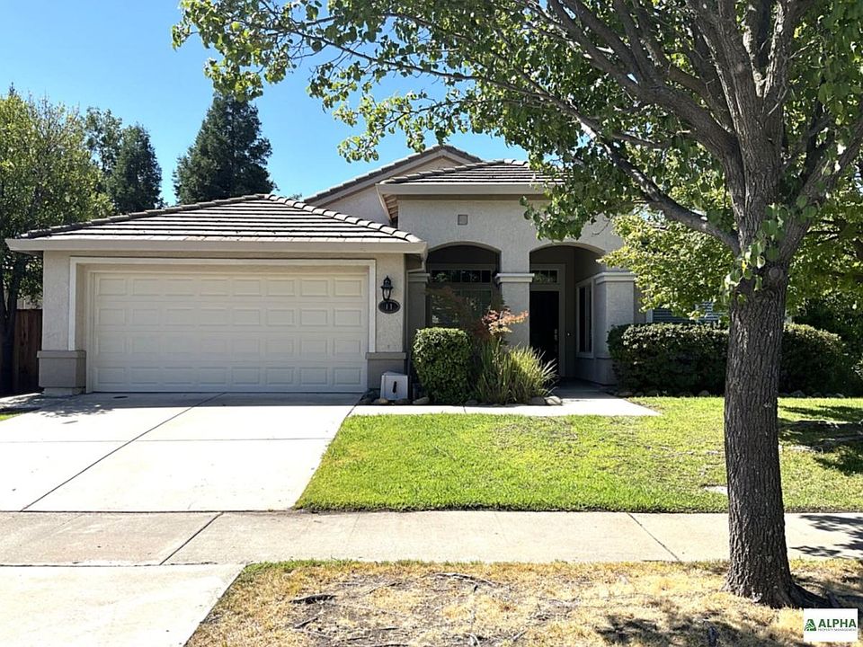 1st image of 11 Silverhorn Ct