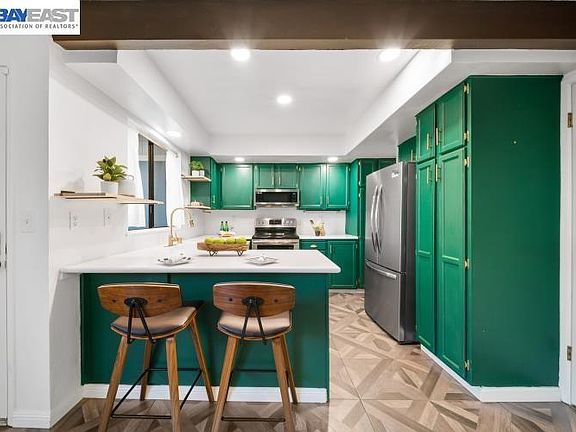 2nd image of 347 E T St