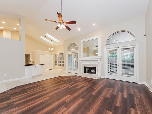 3rd image of 4900 Winwood Way