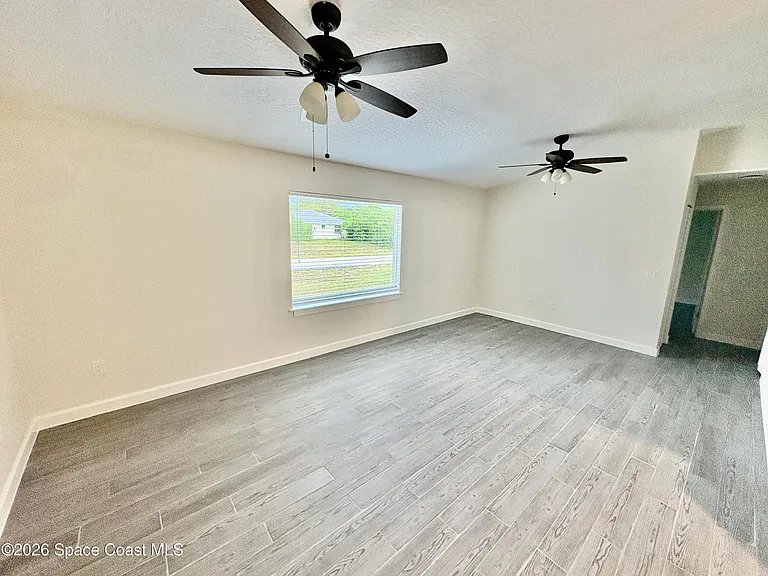 1274 Coral Reef Ave NW — Photo 5