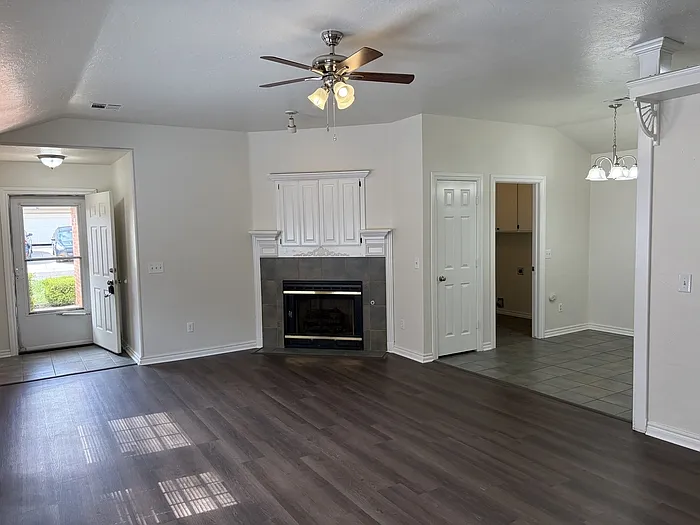 4813 SE 89th Ter — Photo 3