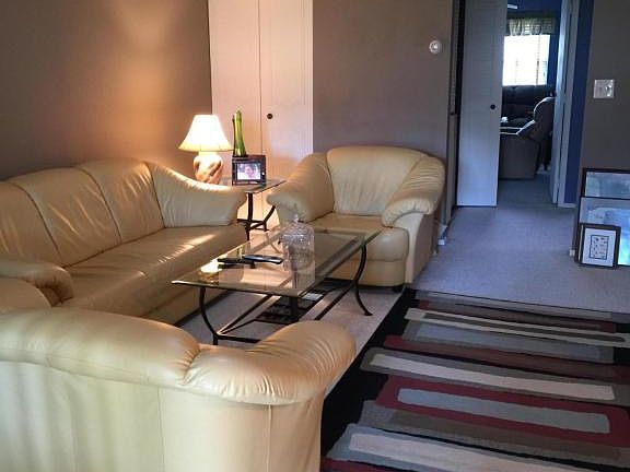4th image of 1037C Aberdeen Dr #100C