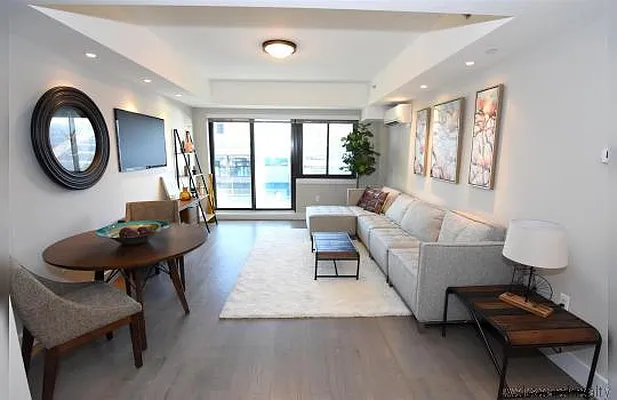 Rented by Web Realty Group Inc | media 32