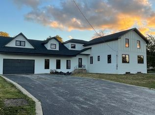 8501 S 84th Ave, Hickory Hills, IL