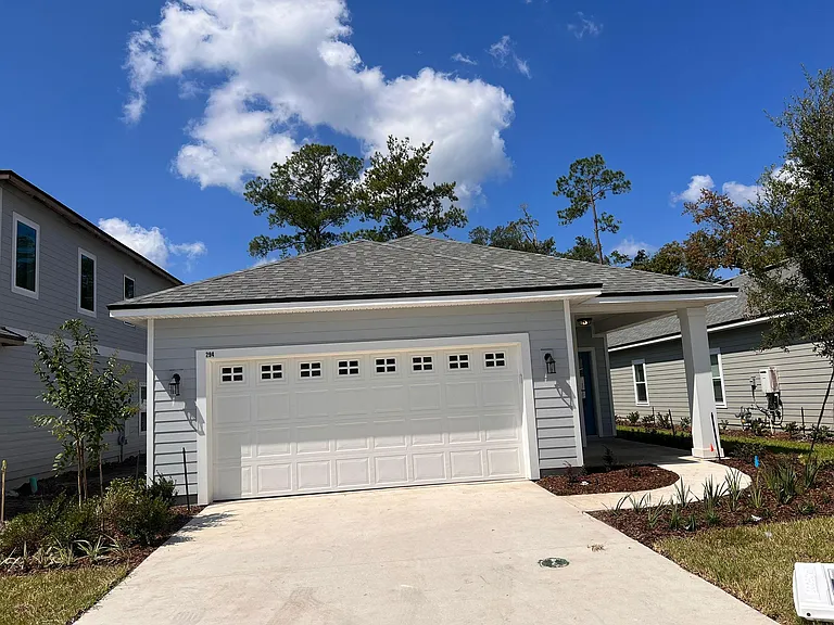 294 Wineberry Ln — Photo 2