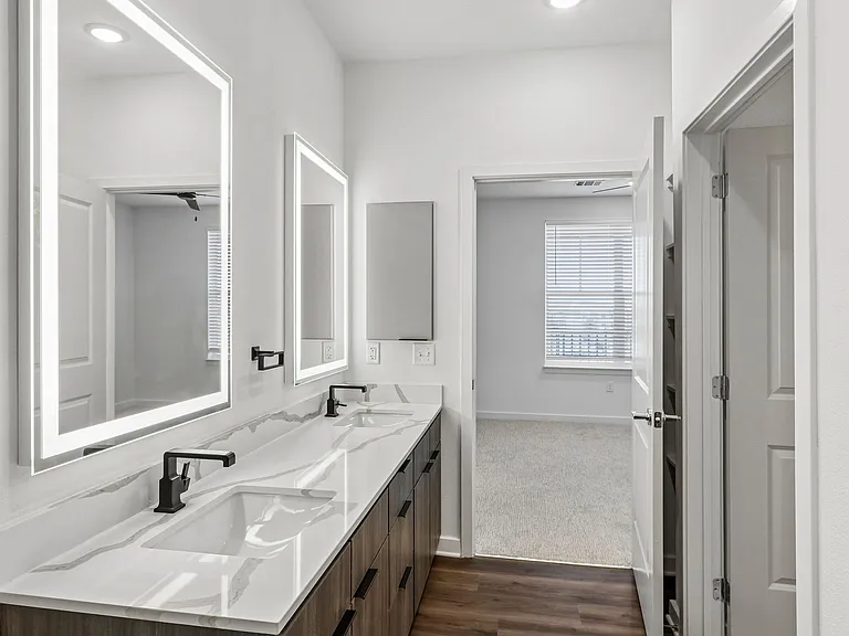 Velara Luxury Apartments — Photo 63