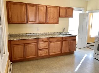 125 Woodland St #2, Fitchburg, MA 01420
