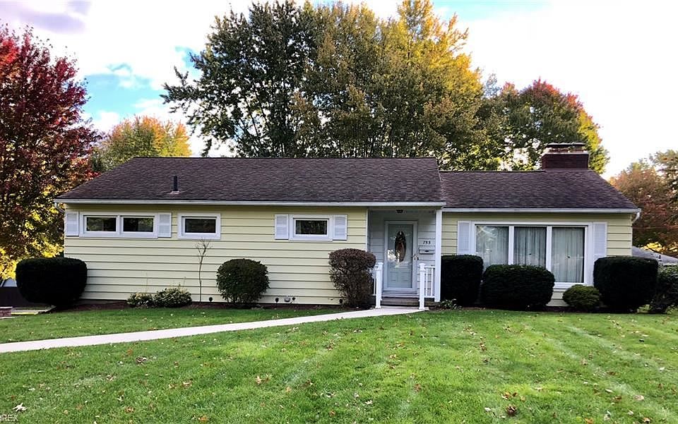 1st image of 753 Woodland Ave