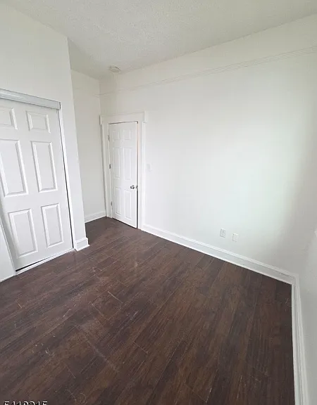 293 Ohio St — Photo 10