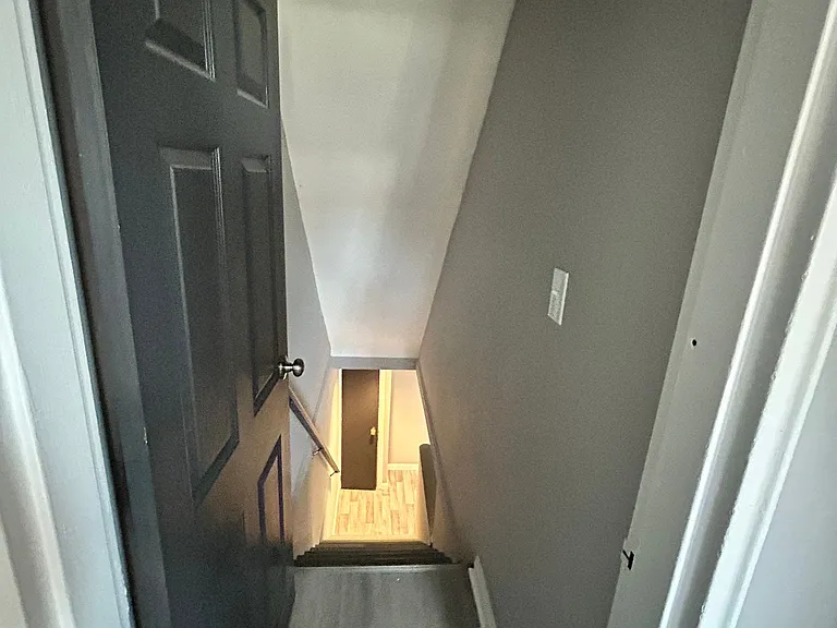 1503 Aldeney Ave — Photo 22
