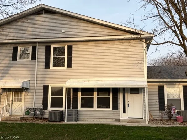 1319 Pembrooke Dr APT C, Salem, OH 44460