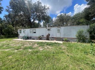 20275 SE 156th Pl, Umatilla, FL 32784