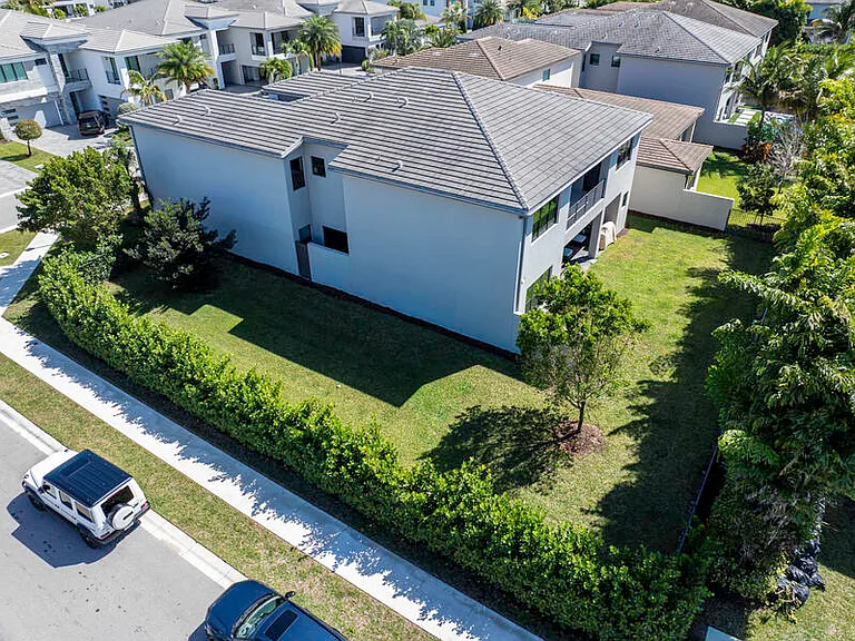 17081 Five Waters Ave — Photo 13