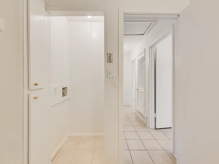 506 N Elm St #A — Photo 14