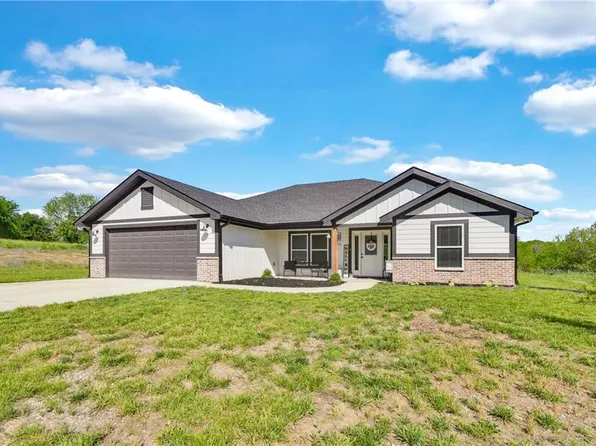 260 NW 1201st Rd, Holden, MO 64040