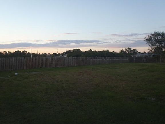4th image of 6230 NW Koa Court