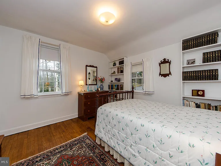 1308 Tracy Pl — Photo 30