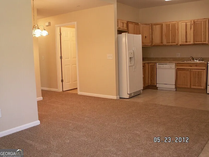 2 bed, 1.5 bath, $1,450 — Photo 4