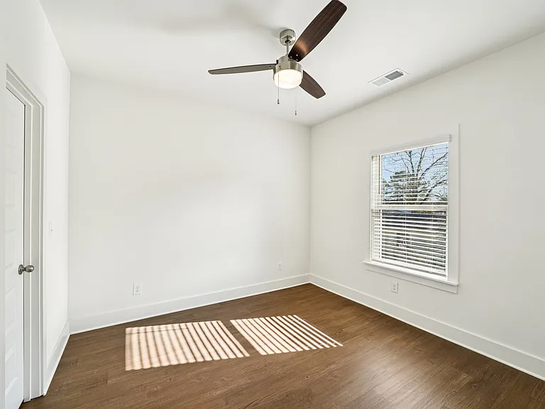 Turnberry Park Apartments and Homes — Photo 116
