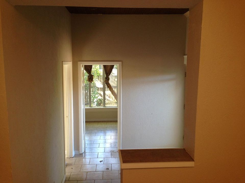 View towards dining area