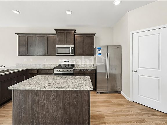 3rd image of 1215 W 17th Ave