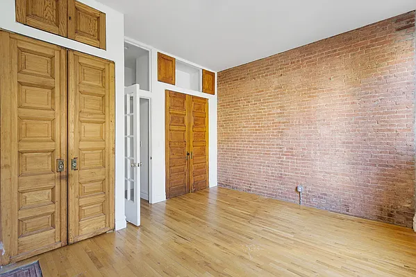 Rented by R New York | media 20