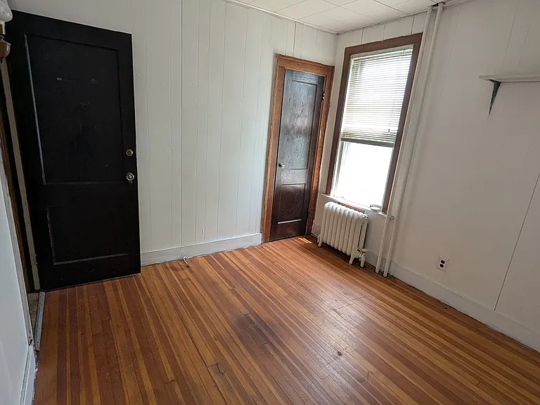 612 Morris St — Photo 8