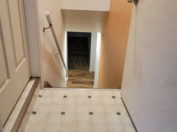 3352 W Springbrook Dr, West Jordan, UT 84084