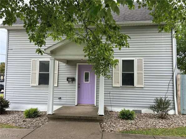 201 East St, Caldwell, OH 43724