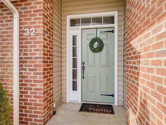 5th image of 32 Taylor Ridge Ct