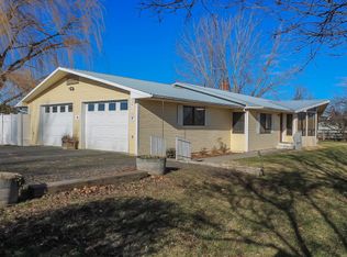 53917 Daniel Ct, Milton Freewater, OR 97862