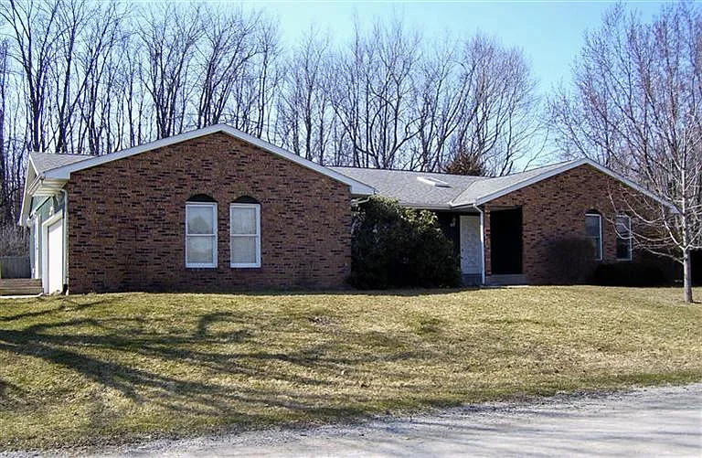 2828 N Ryan Pl photo 1