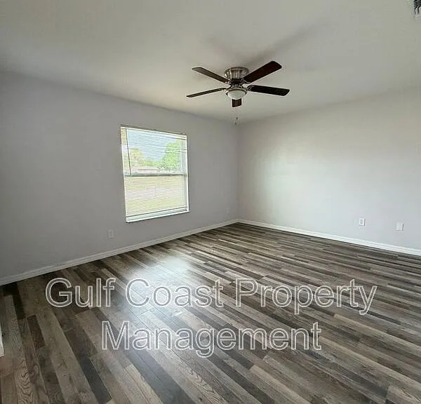 1801 S Palmdale Ct — Photo 12