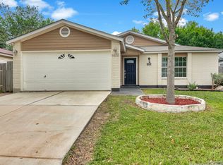 9850 Raven Field Dr, San Antonio, TX 78245