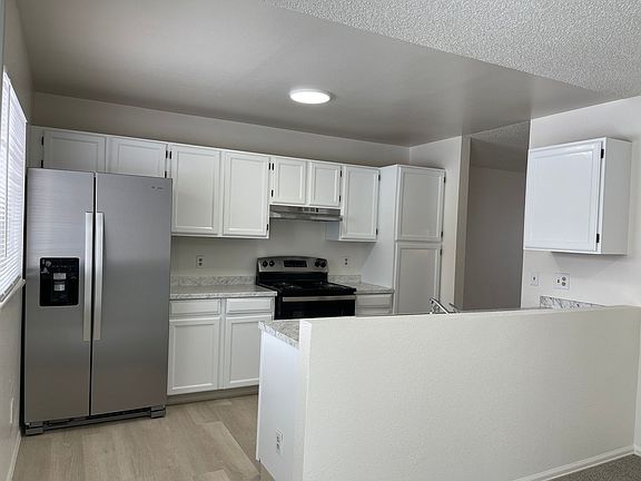 4th image of 2344 Sunrise Dr
