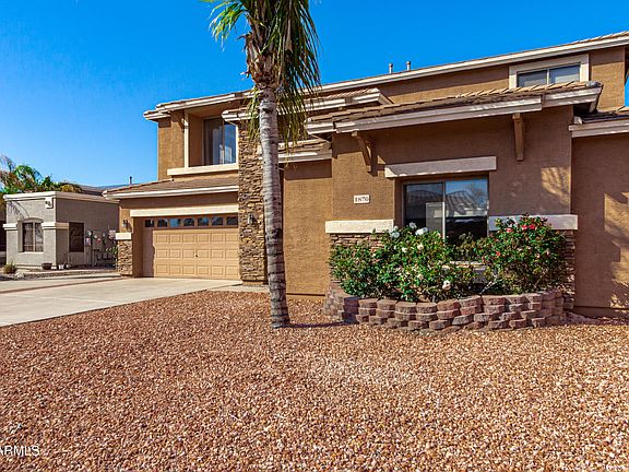 4th image of 1870 E INDIGO Drive
