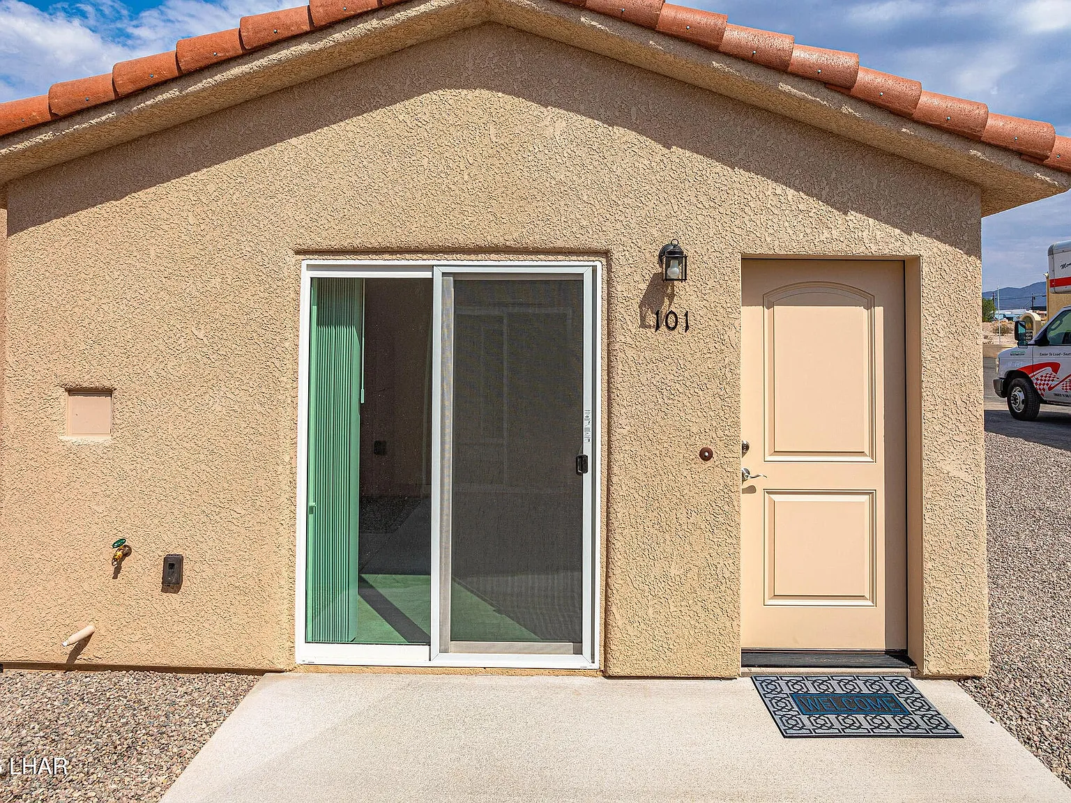 1 bed, 1.0 bath, 600 sqft, $1,349 — Photo 1
