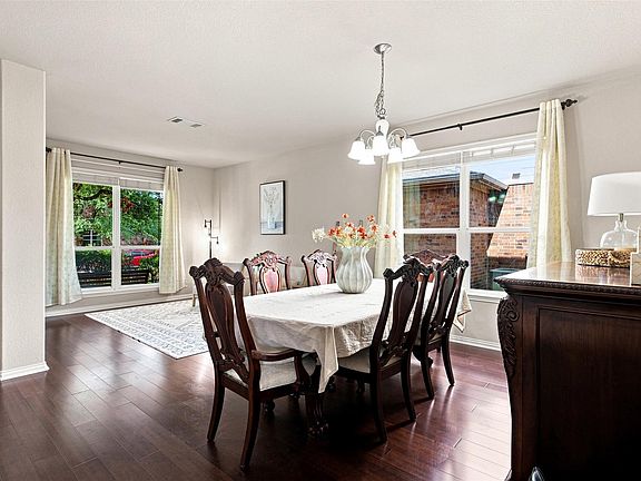 5th image of 2616 Grand Mission Way