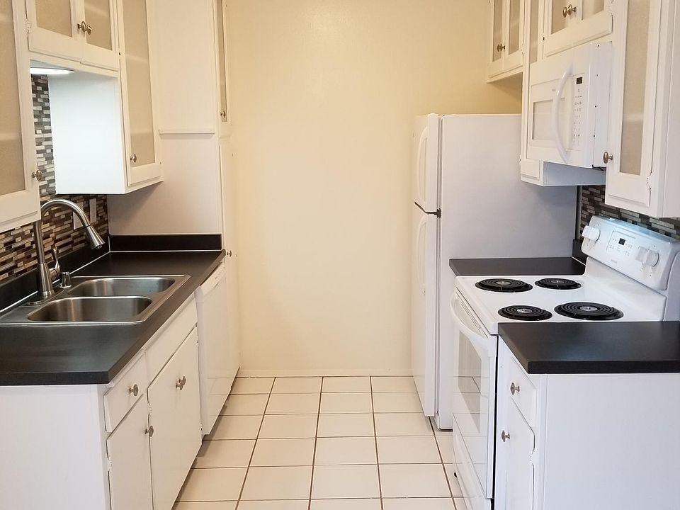 2nd image of 3330 30th St APT 14