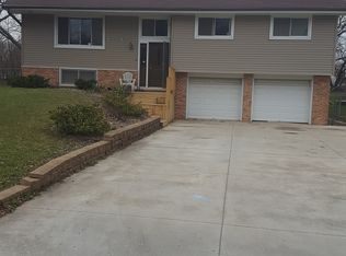 5025 S Alaska Rd, Peoria, IL 61607