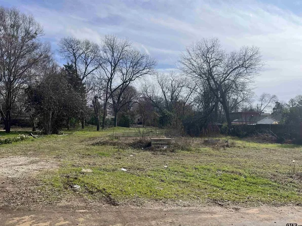 1804 Sandlin St, Longview, TX 75602