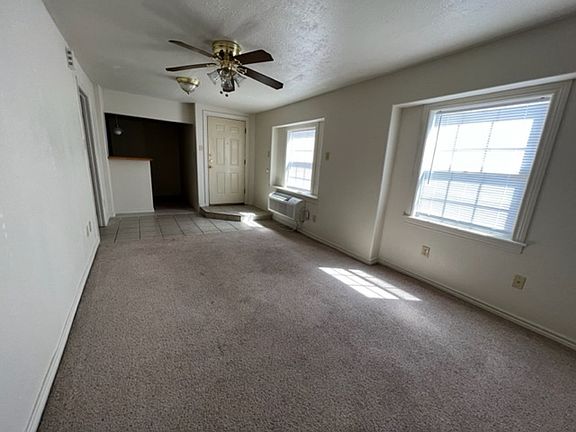 4th image of 1634 Avenue D APT B