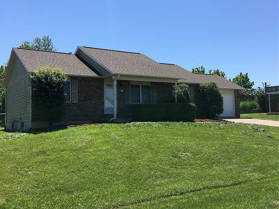 2nd image of 182 Melissas Dr