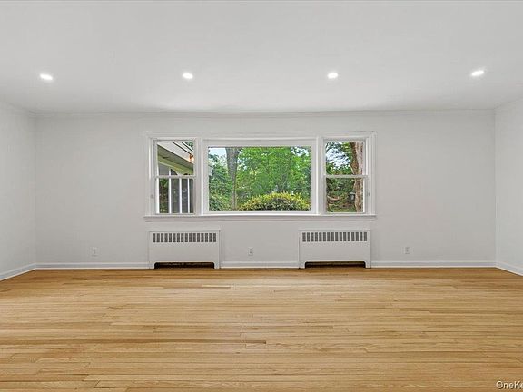 4th image of 23 Lakeview Road