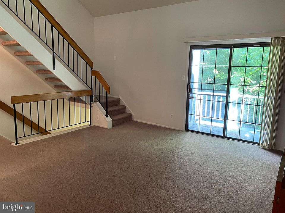 2nd image of 118 Arden Ct