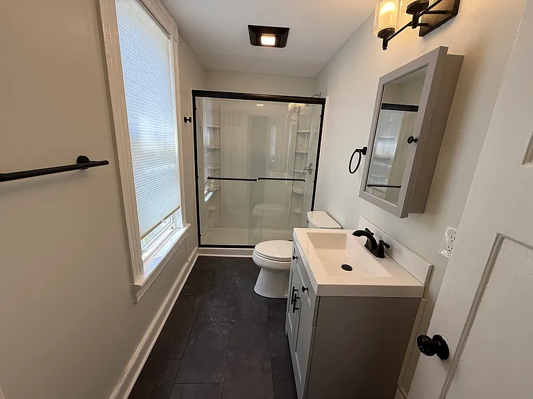 54 South St #1A — Photo 4