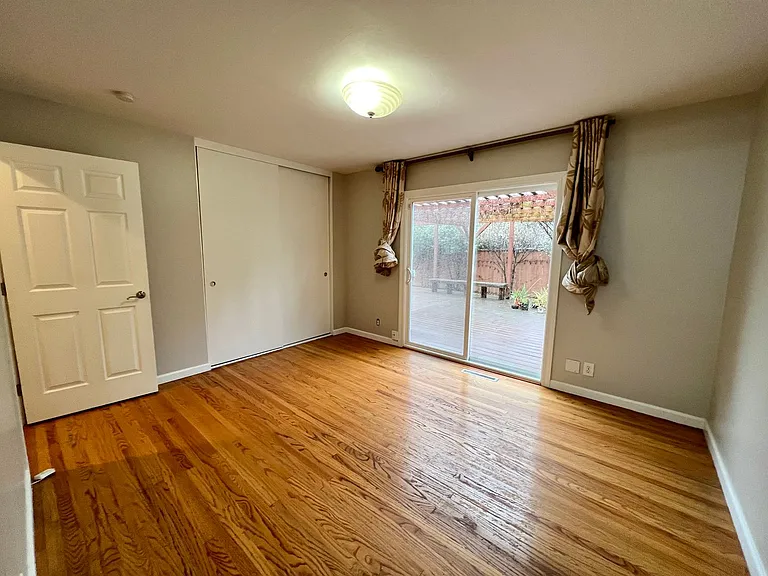 1550 Magpie Ln — Photo 13